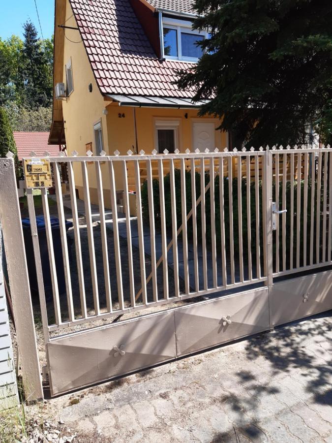 הוילה Tiszafüred Pakasz Nyaralohaz מראה חיצוני תמונה